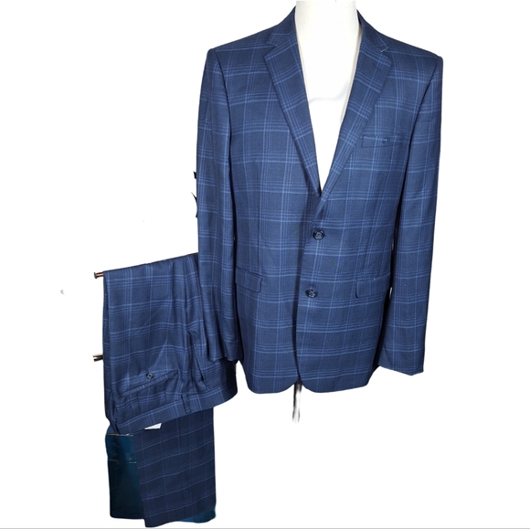 Moods of Norway mens piece bespoke suit 44R 35W